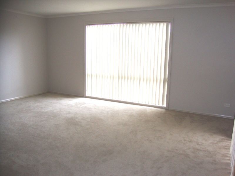 8 Adelphi Close, Delacombe VIC 3356