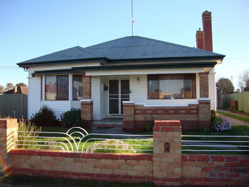 6 Victoria Street, Sebastopol VIC 3356