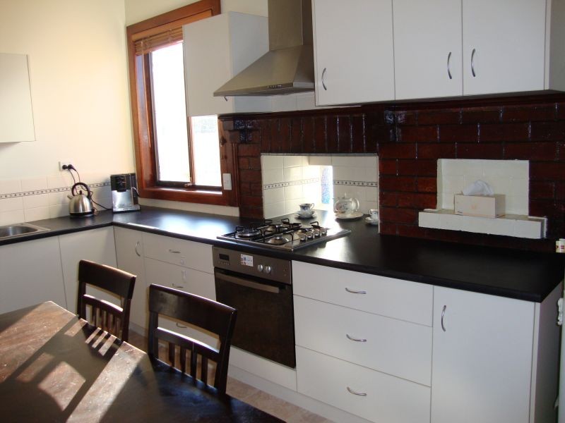 6 Victoria Street, Sebastopol VIC 3356