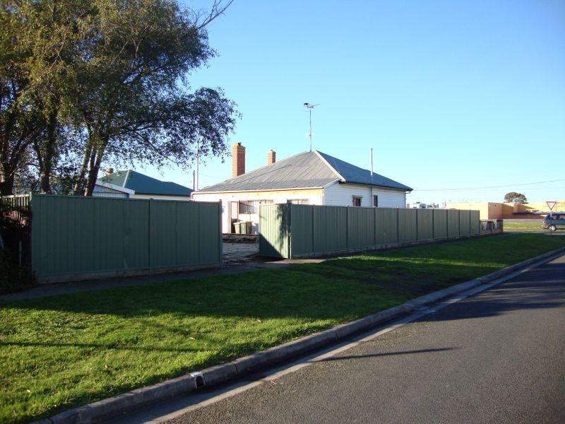 6 Victoria Street, Sebastopol VIC 3356