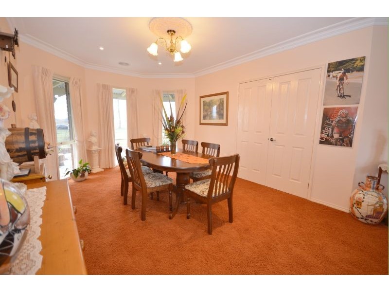 729 Remembrance Drive, Cardigan VIC 3352