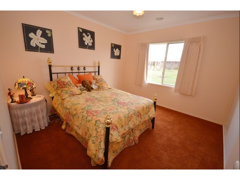 729 Remembrance Drive, Cardigan VIC 3352