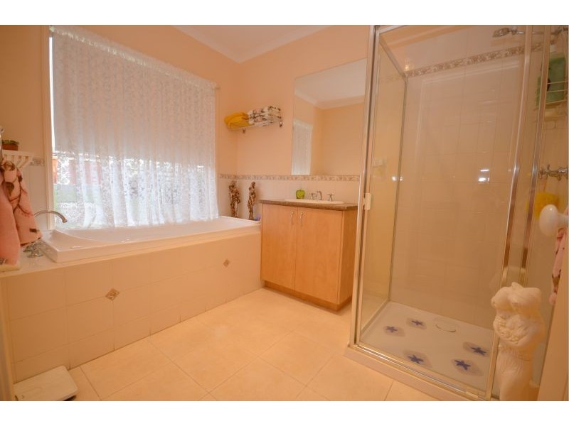 729 Remembrance Drive, Cardigan VIC 3352