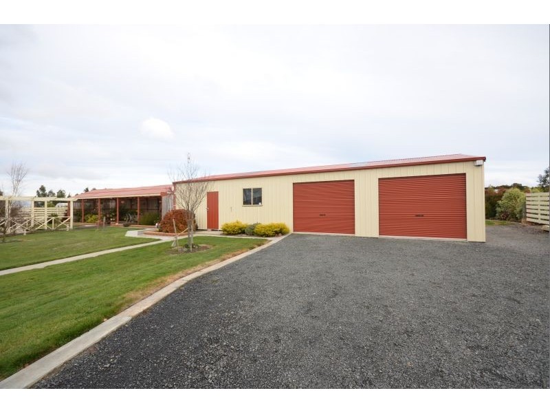 729 Remembrance Drive, Cardigan VIC 3352