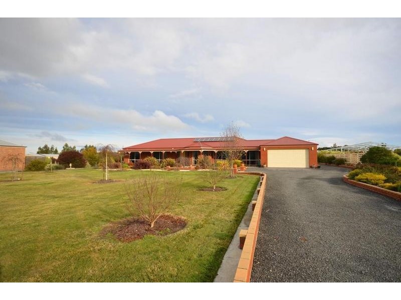 729 Remembrance Drive, Cardigan VIC 3352