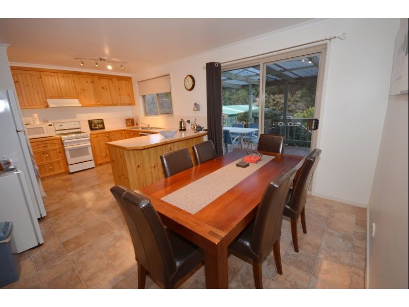 230 Melbourne Road, Brown Hill VIC 3350