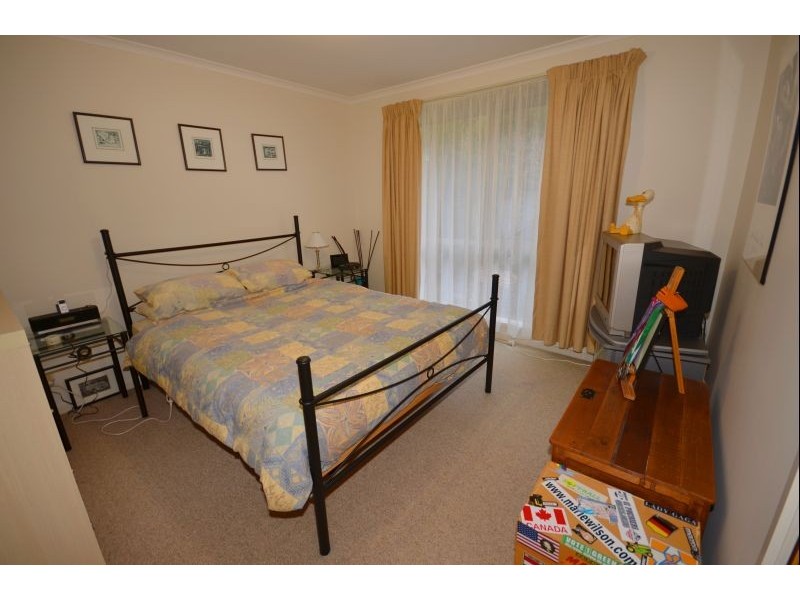 230 Melbourne Road, Brown Hill VIC 3350