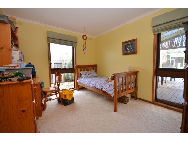 15 Avoca Crescent, Alfredton VIC 3350