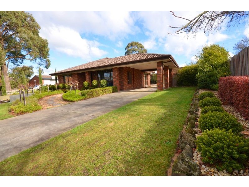 15 Avoca Crescent, Alfredton VIC 3350