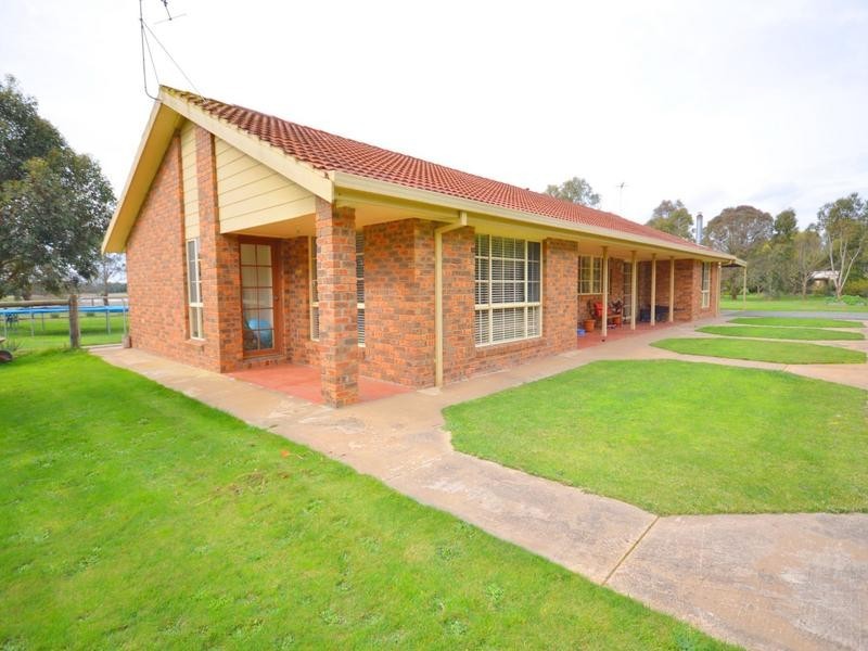 328 Blind Creek Road, Cardigan VIC 3352