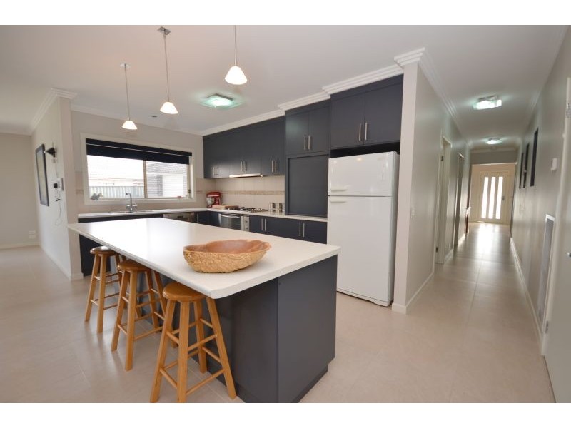 106 Alfredton Drive, Alfredton VIC 3350