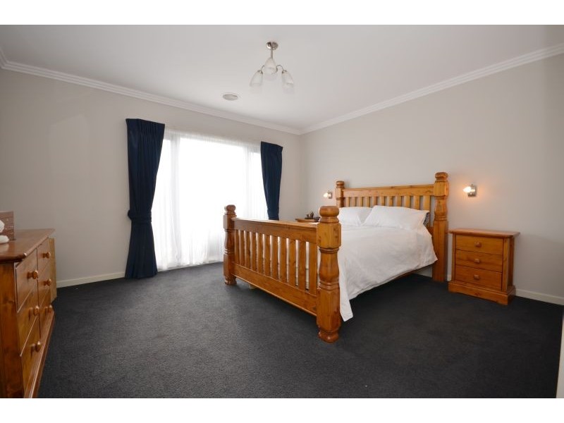 106 Alfredton Drive, Alfredton VIC 3350