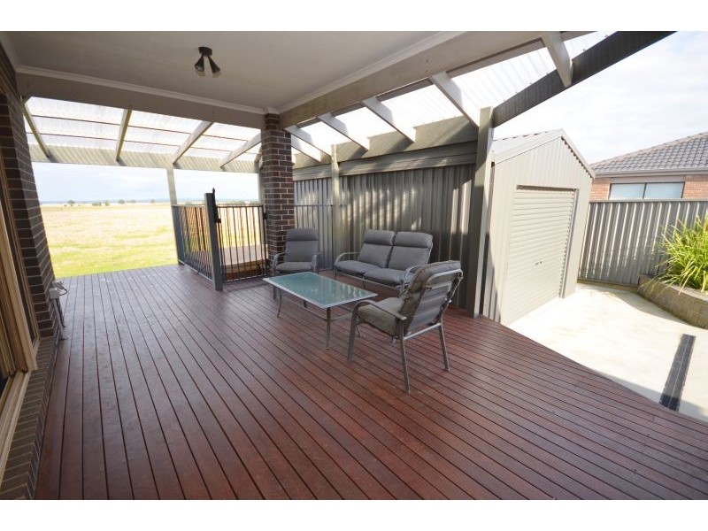 106 Alfredton Drive, Alfredton VIC 3350
