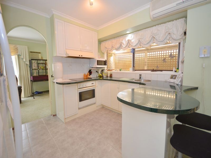 9 Mawarra Drive, Delacombe VIC 3356