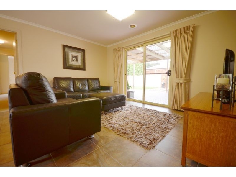 20 Kerry Way, Invermay Park VIC 3350