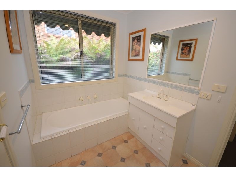 3 Pine View Crescent, Ballarat VIC 3350