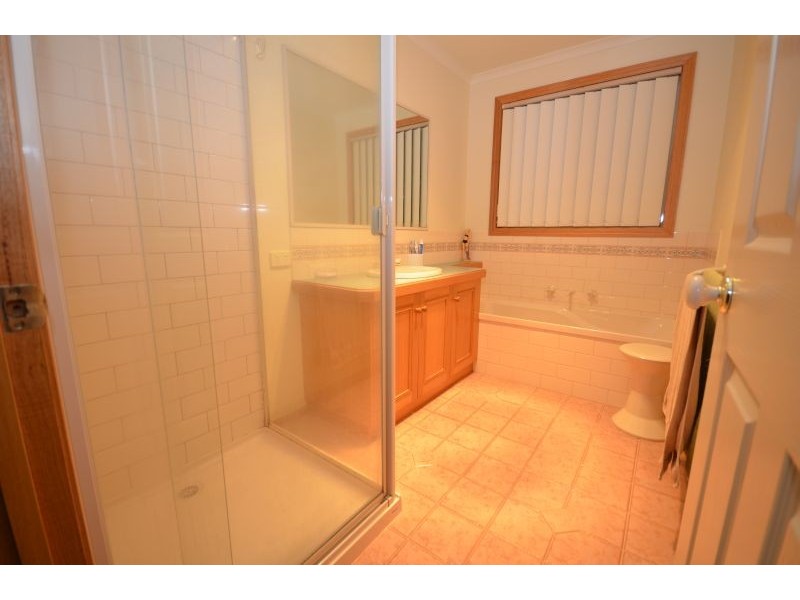 158 Grevillea Drive, Enfield VIC 3352