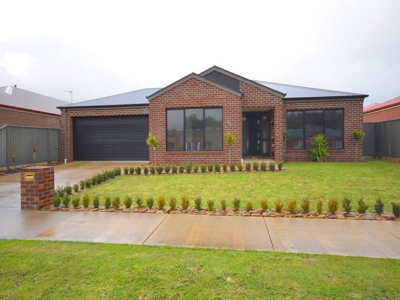 14 King George Way, Mitchell Park VIC 3352