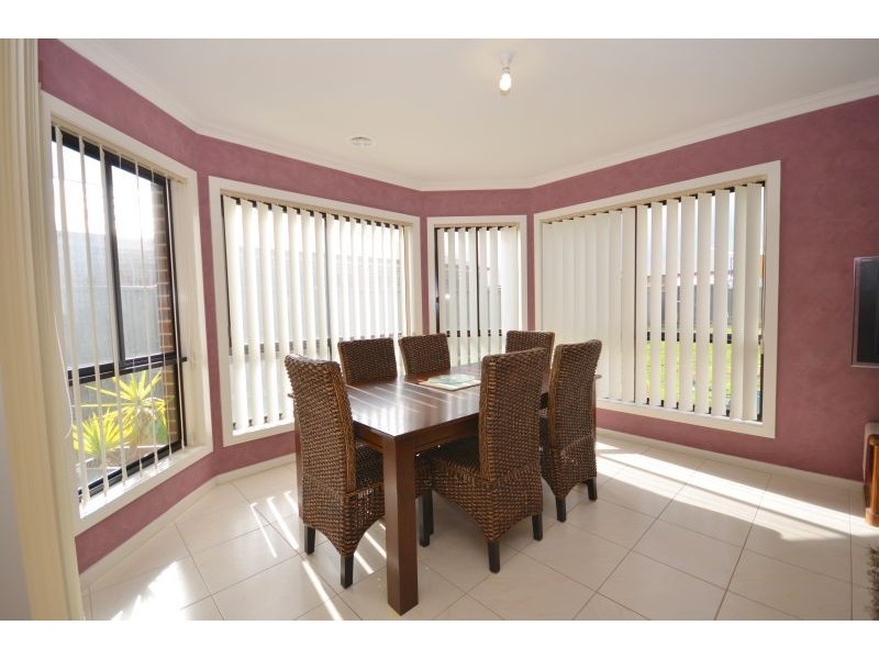 14 King George Way, Mitchell Park VIC 3352
