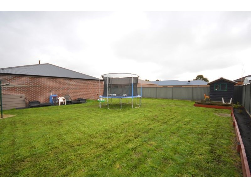 14 King George Way, Mitchell Park VIC 3352