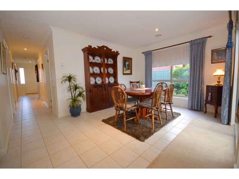 46 Norfolk Avenue, Lake Gardens VIC 3355