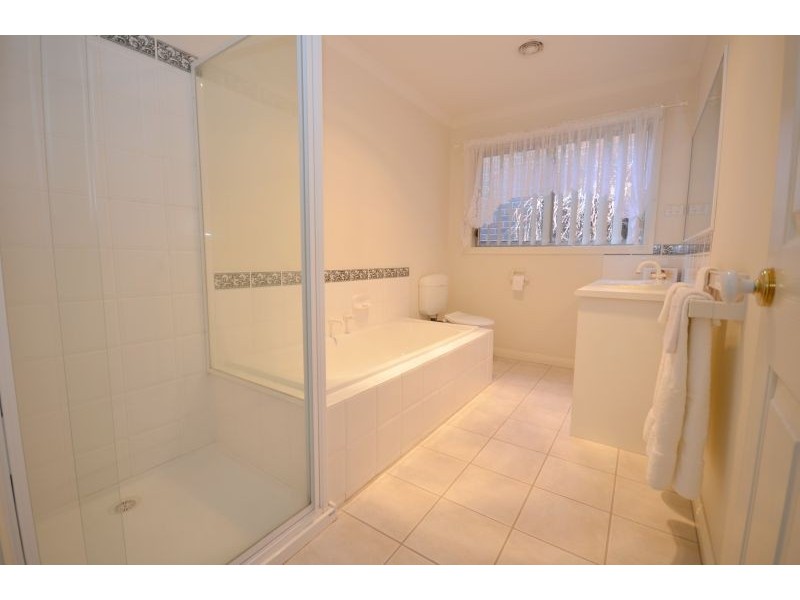 46 Norfolk Avenue, Lake Gardens VIC 3355