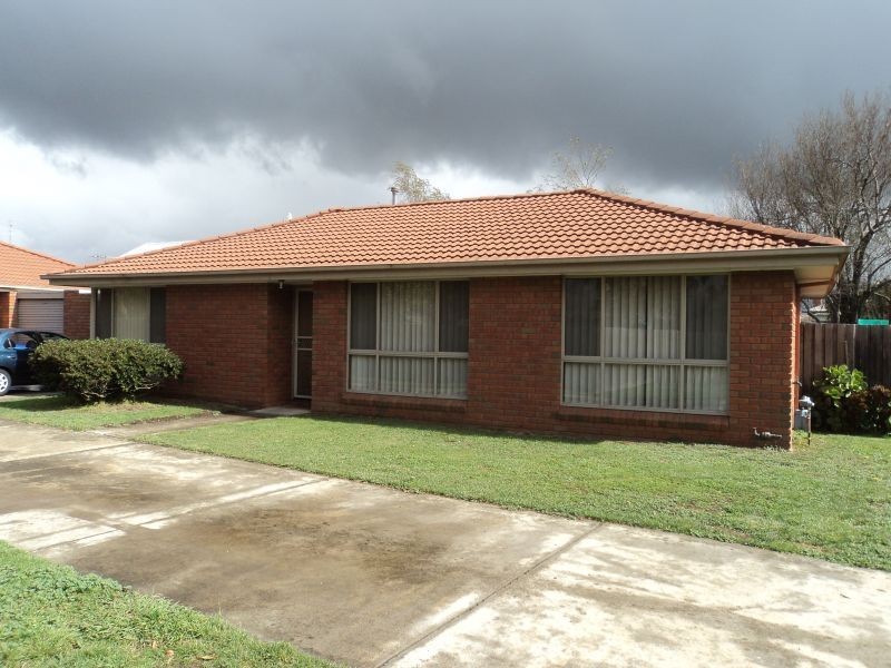 Unit 2, 28 Kent Street, Sebastopol VIC 3356