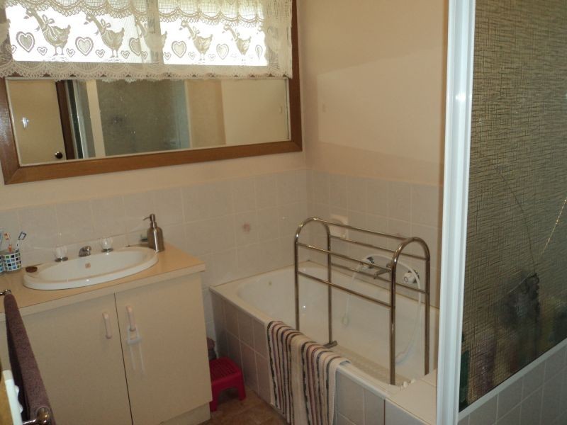 Unit 2, 28 Kent Street, Sebastopol VIC 3356