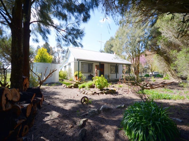 90 Blackmore Road, Sulky VIC 3352