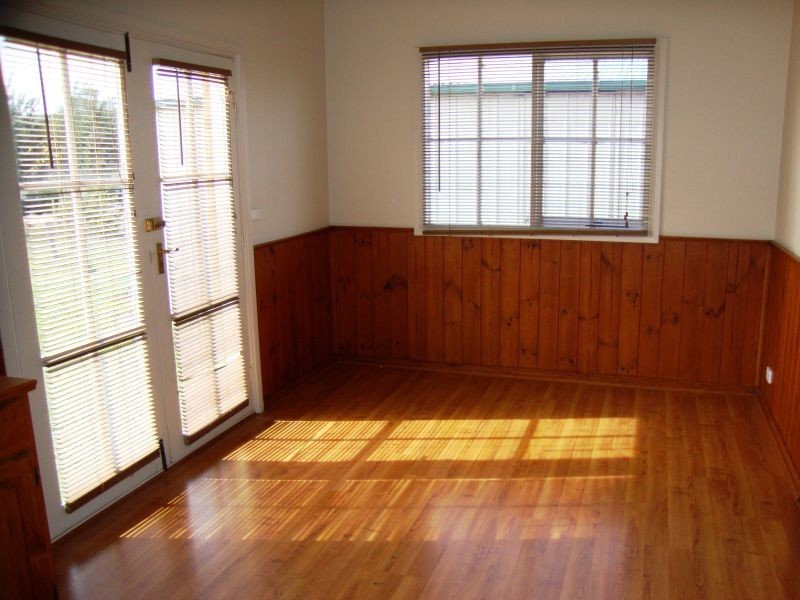 51 Linton-Piggoreet Road, Linton VIC 3360