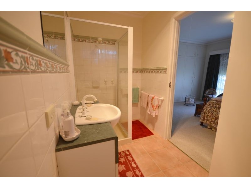 24 Smythes Road, Delacombe VIC 3356