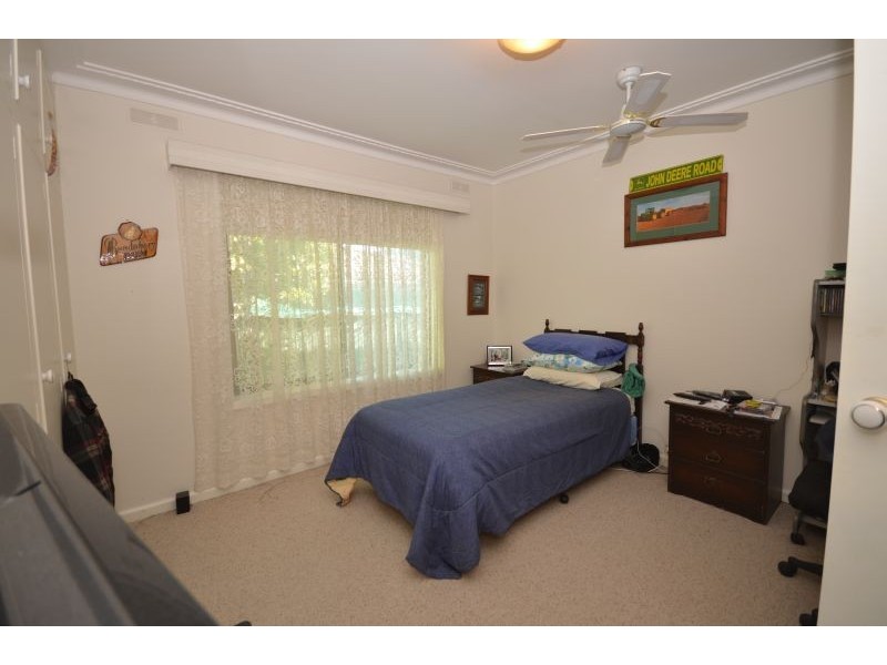 24 Smythes Road, Delacombe VIC 3356