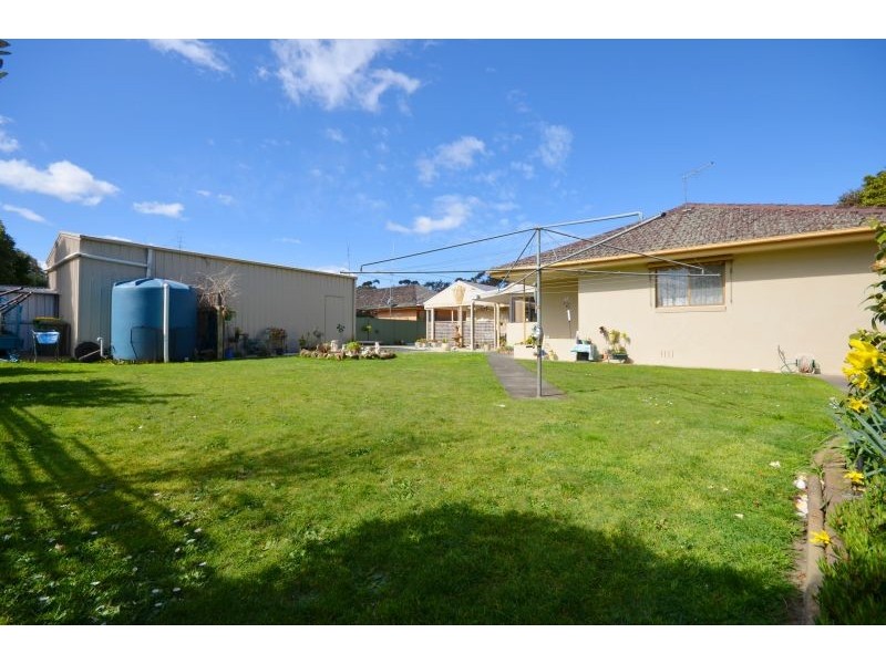 24 Smythes Road, Delacombe VIC 3356