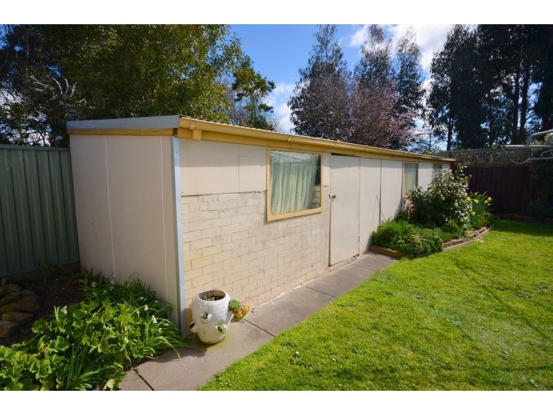 24 Smythes Road, Delacombe VIC 3356