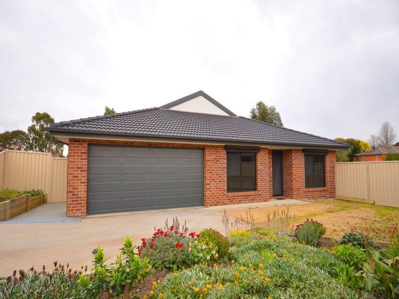 9 Cecile Court, Ballarat East VIC 3350