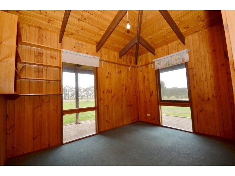 2 Kingston Court, Smythes Creek VIC 3351