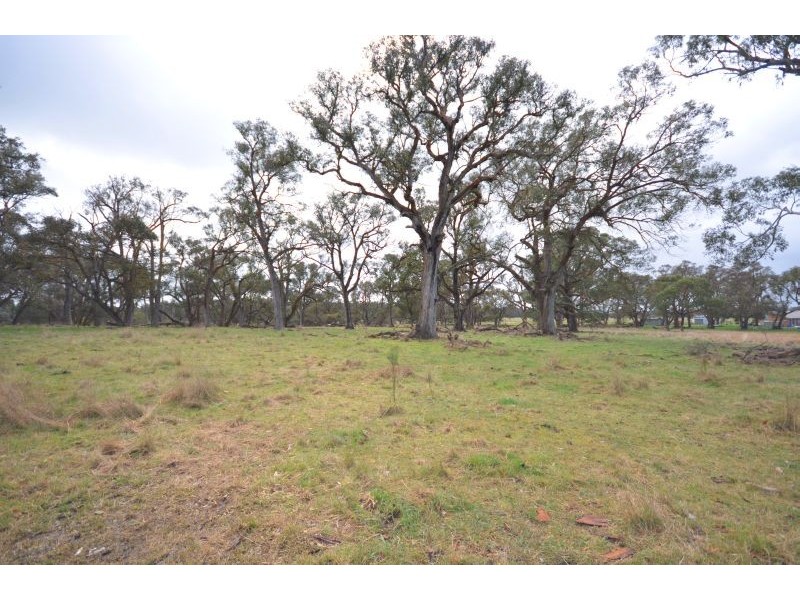 2 Kingston Court, Smythes Creek VIC 3351