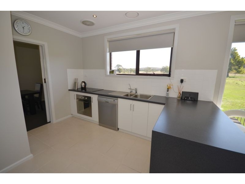 595 Sebastopol-Smythesdale Road, Ross Creek VIC 3351