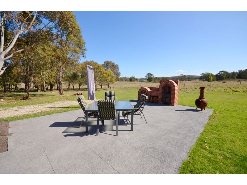 595 Sebastopol-Smythesdale Road, Ross Creek VIC 3351