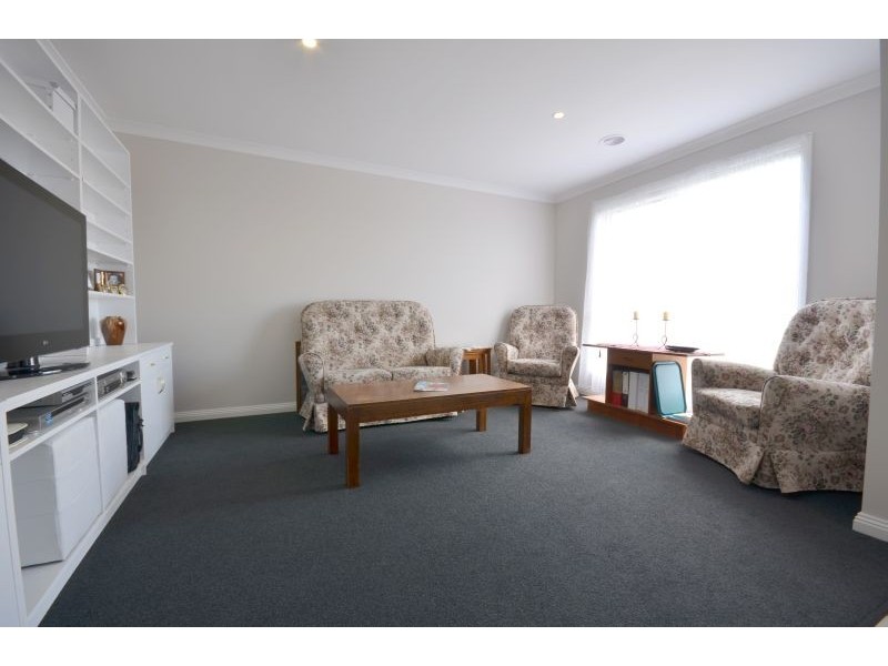 103 Kossuth Street, Sebastopol VIC 3356