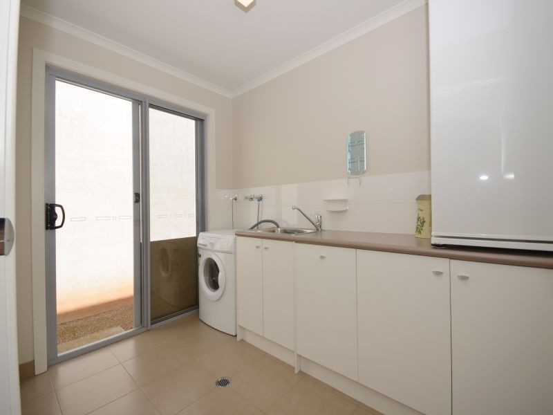 17 Baxter Street, Miners Rest VIC 3352