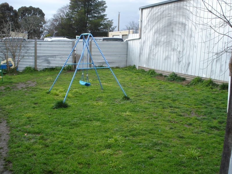 25 Willoby Street, Beaufort VIC 3373