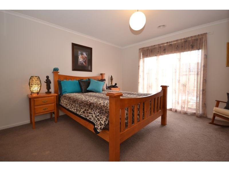 3/16 Carmichael Court, Sebastopol VIC 3356
