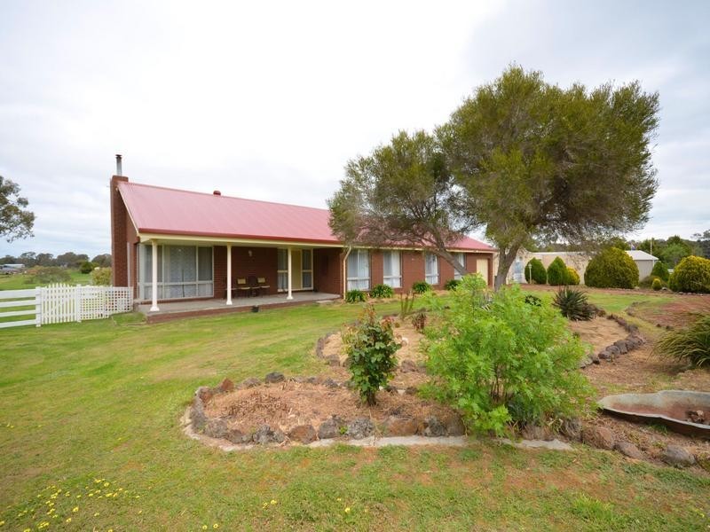 36 Bute Close, Clunes VIC 3370