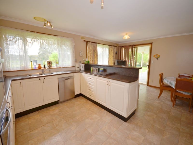 36 Bute Close, Clunes VIC 3370