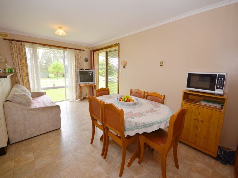 36 Bute Close, Clunes VIC 3370