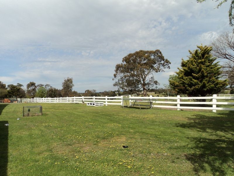 36 Bute Close, Clunes VIC 3370