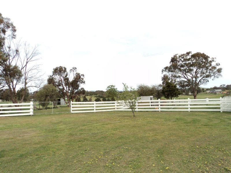 36 Bute Close, Clunes VIC 3370
