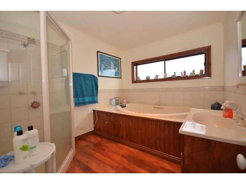 19 Rice Street, Ballarat East VIC 3350