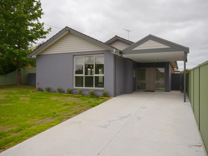 6 Howe Street, Miners Rest VIC 3352
